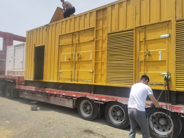 宕昌汽油发电机对供油装置的要求