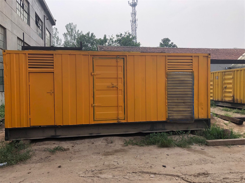 宕昌发电机出租进行负载测试时，电瓶电量不足的具体判断标准是什么？