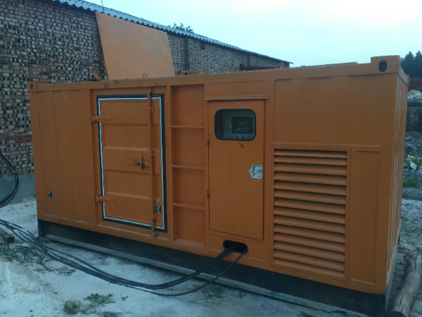 宕昌发电机组长期使用中，电缆线的敷设路径有哪些要求？